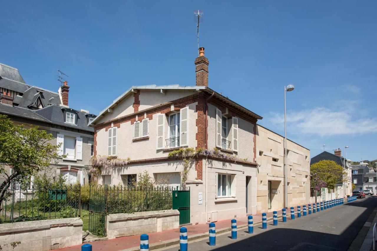 Maison Morny Довиль Экстерьер фото